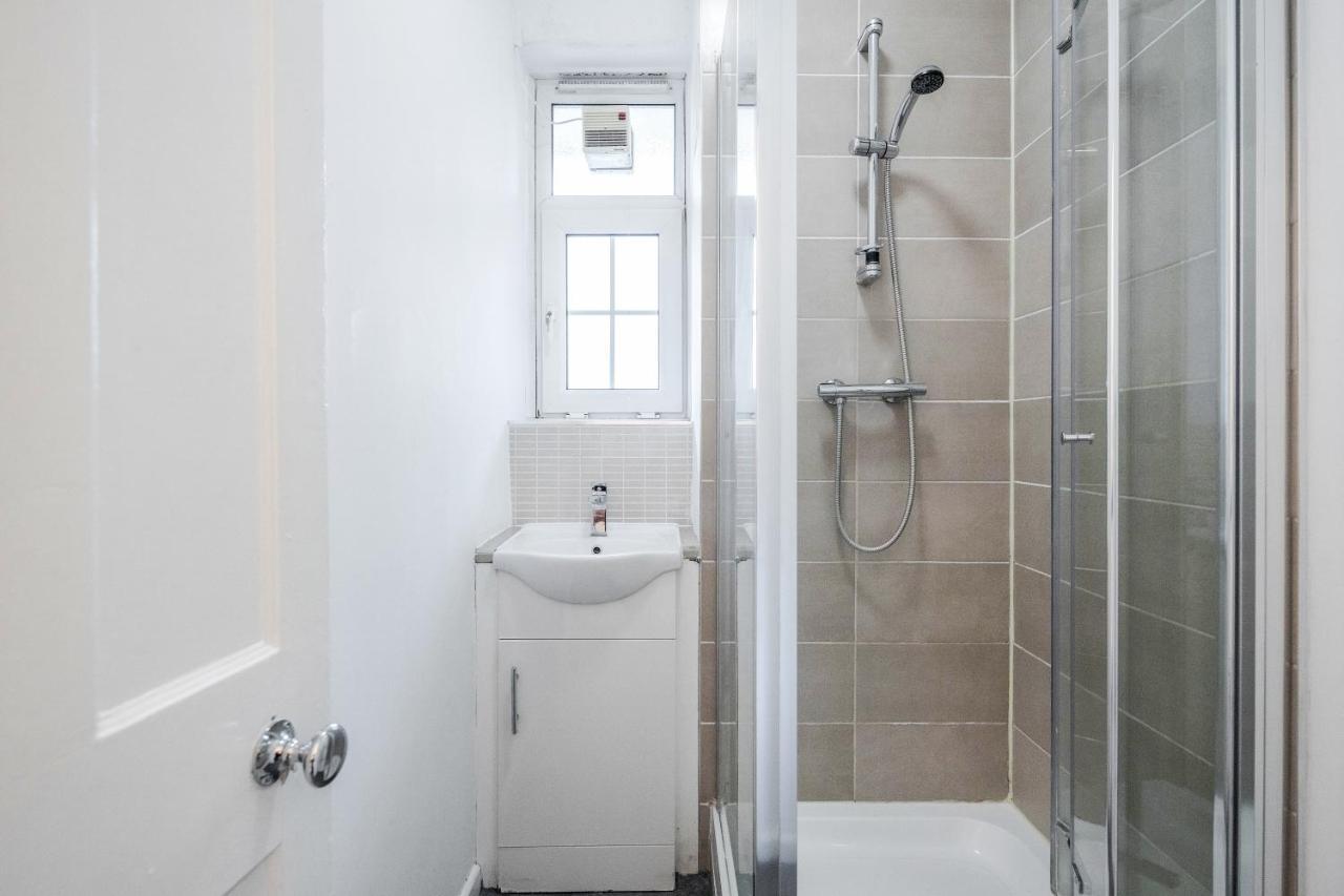 Aplacetostay Central London Apartment, Zone 1 Car Exterior foto